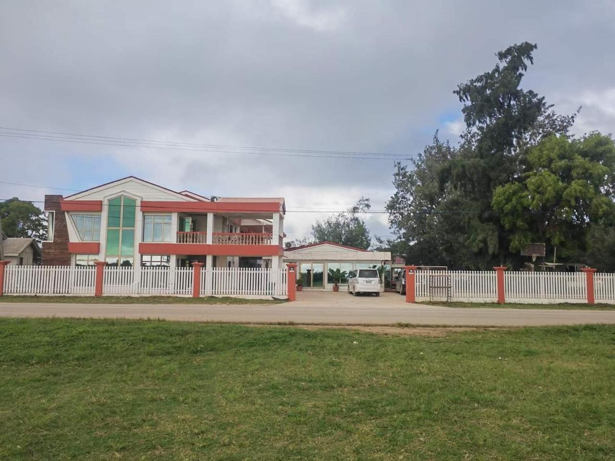 Lata Hotel Nuku'alofa Bagian luar foto